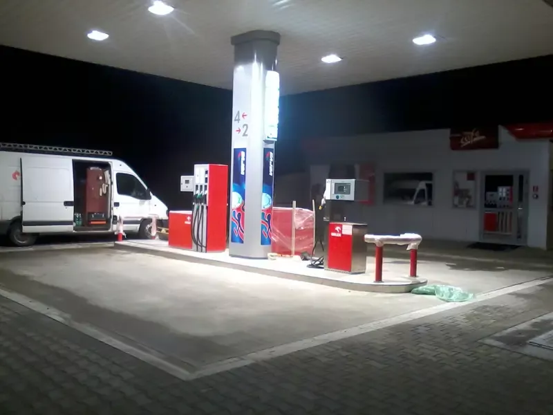 stacja-benzynowa-33